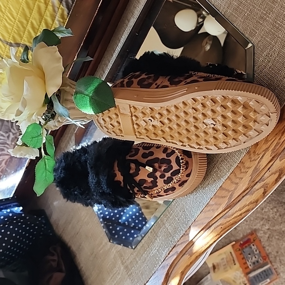 Women's shoes - Picture 4 of 4